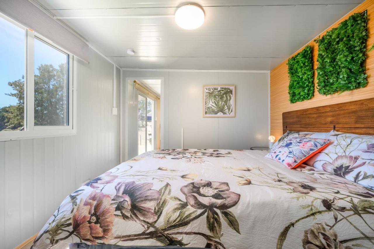Cosy Cabin To Stay Even Better Than Glamping Pukekohe Exterior photo